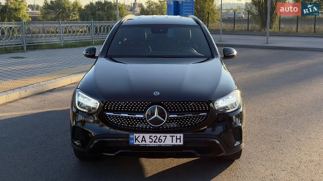 Mercedes-Benz Glc-Class 2019 photo 5