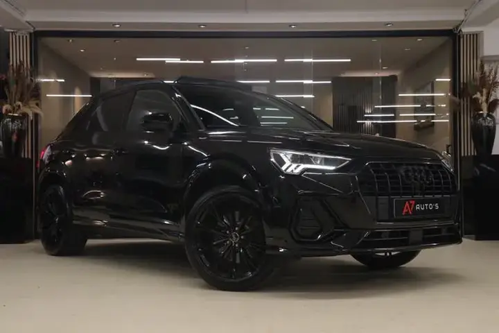 Audi Q3 2022 photo 3