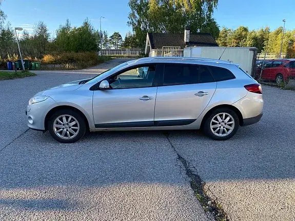 Renault Megane 2012 photo 3