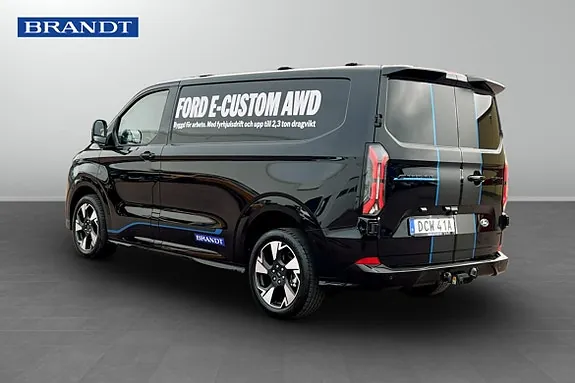 Ford E-Transit 2026 photo 2