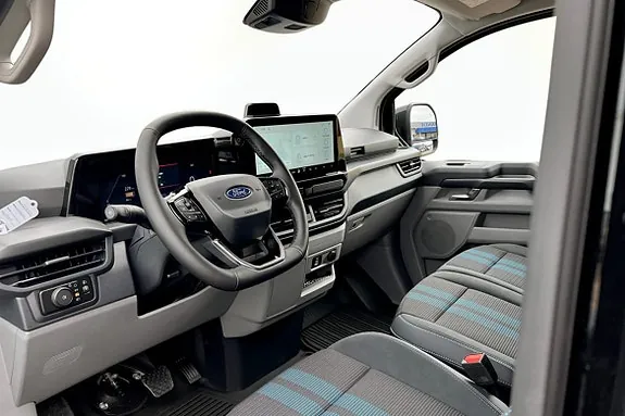 Ford E-Transit 2026 photo 4