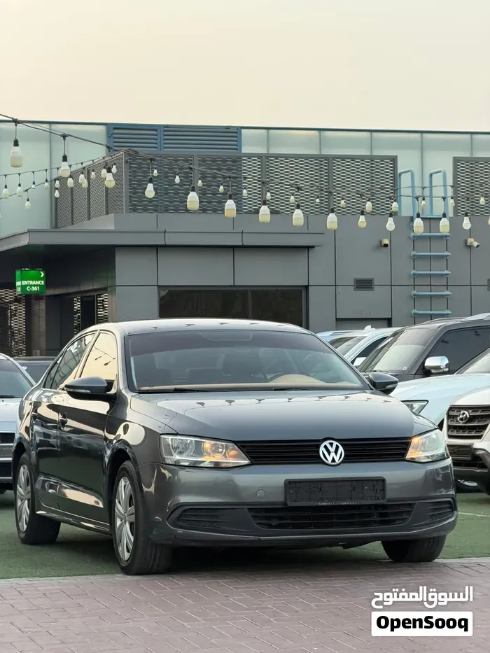 Volkswagen Jetta 2014 photo 2