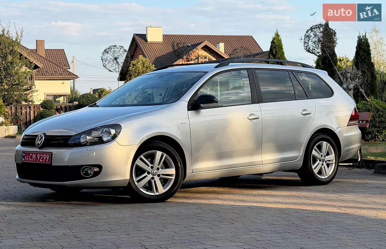 Volkswagen Golf 2013 photo 2