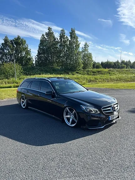 Mercedes-Benz E350 2014 photo 2