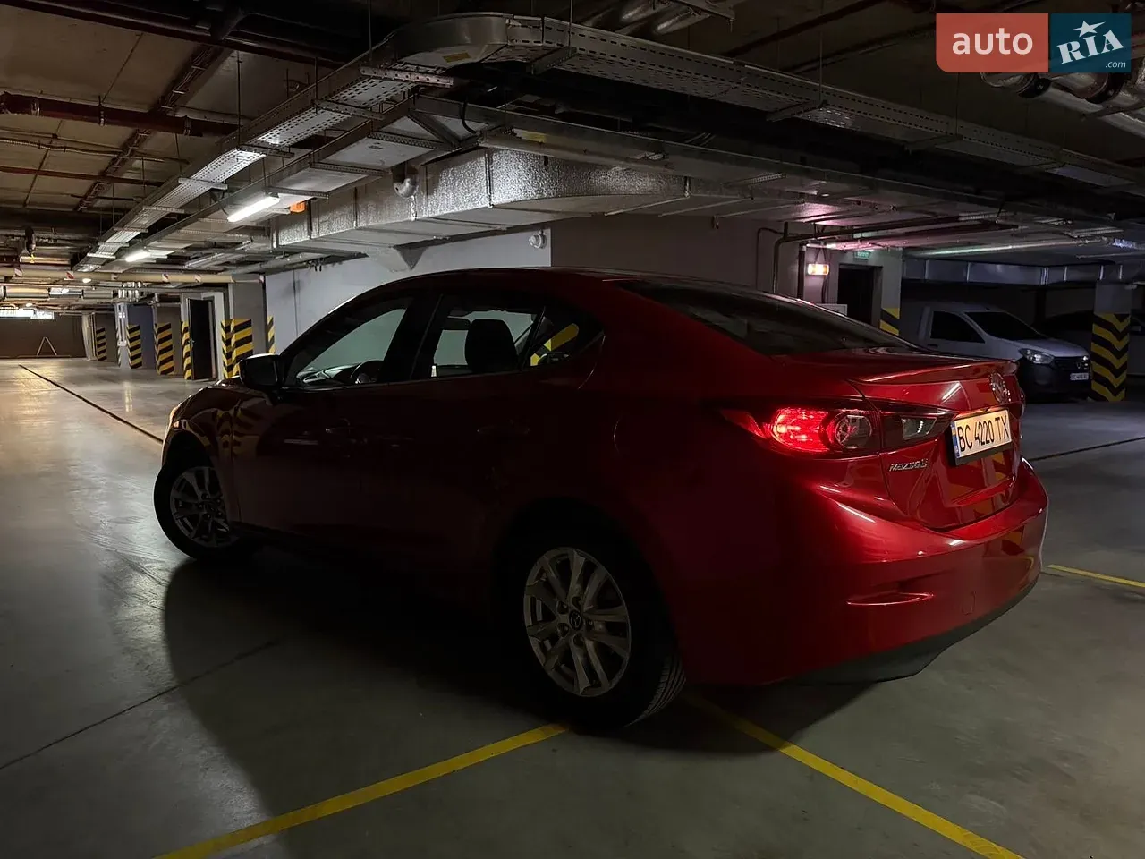 Mazda 3 2015 photo 4
