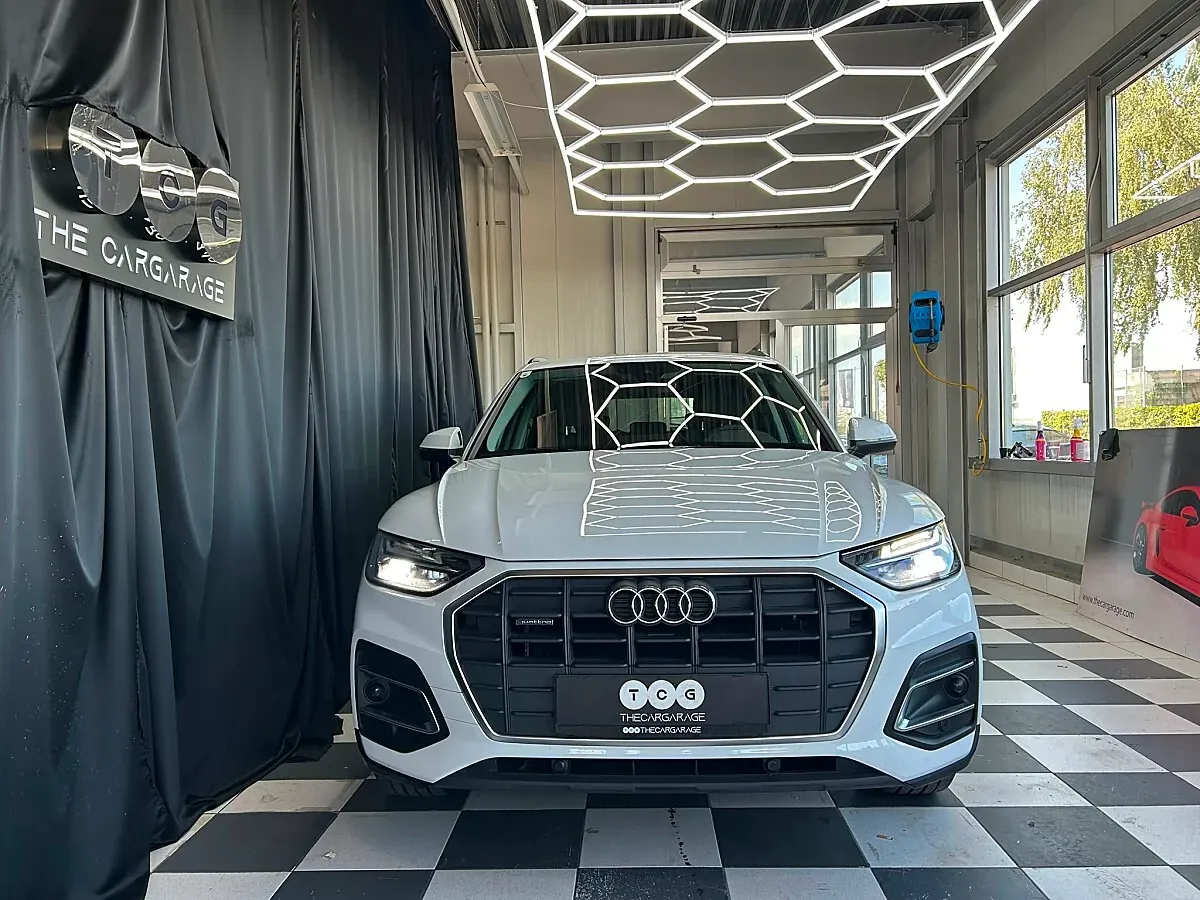 Audi Q5 2023 photo 2