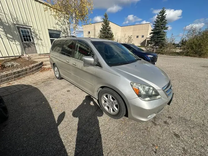 Honda Odyssey 2007 photo 3