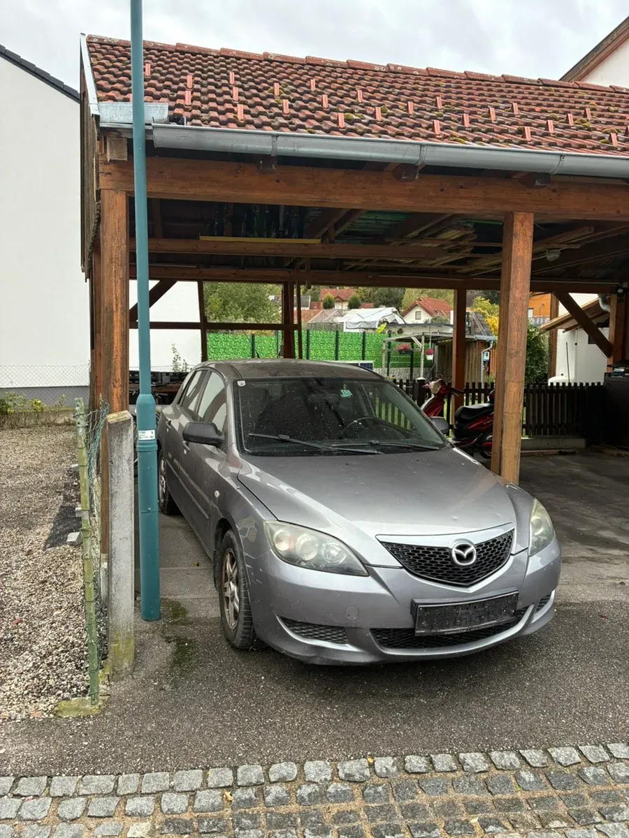 Mazda Mazda3 2006 photo 2