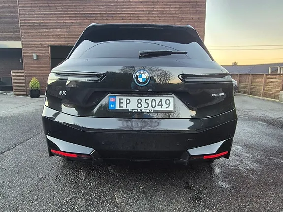 BMW Ix 2023 photo 3