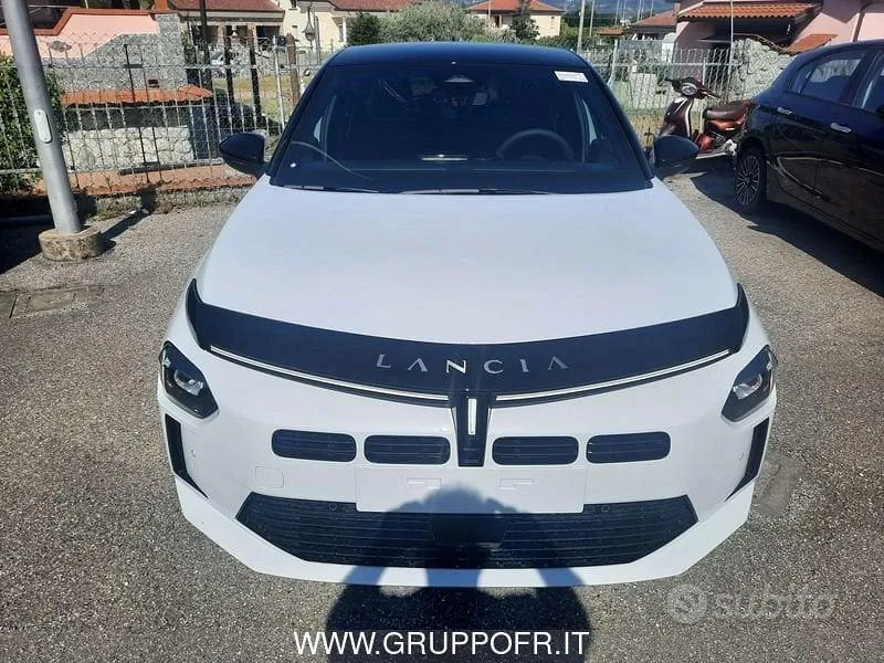 Lancia Ypsilon 2026 photo 2