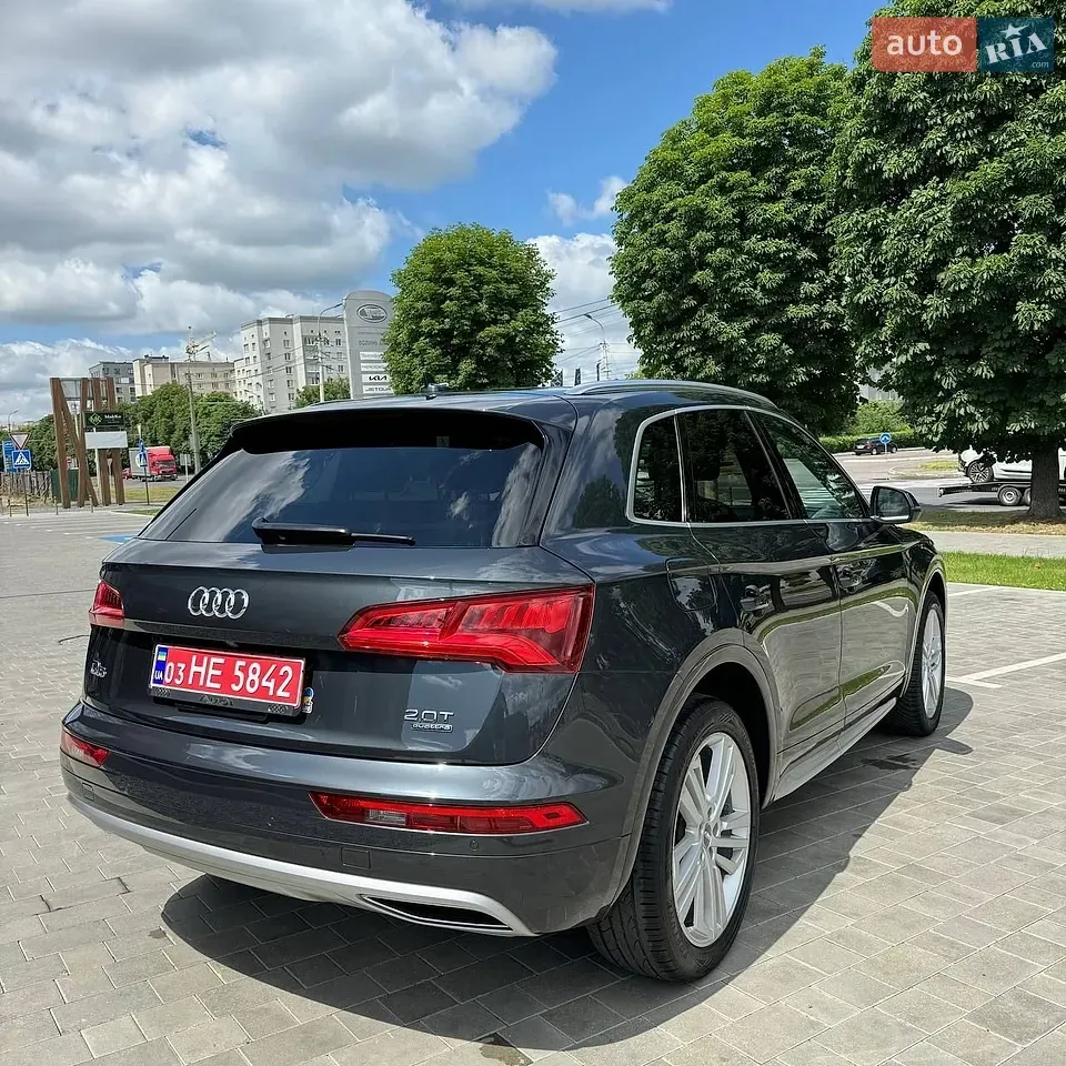 Audi Q5 2017 photo 2