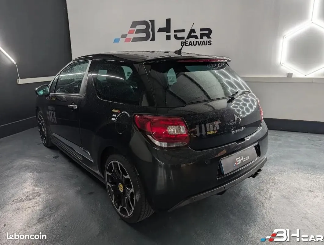 DS Automobiles Ds3 2010 photo 2