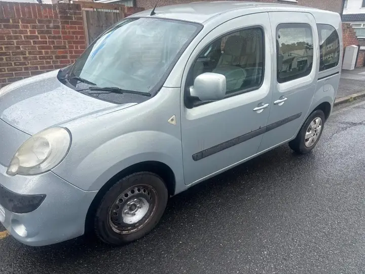 Renault Kangoo 2011 photo 3