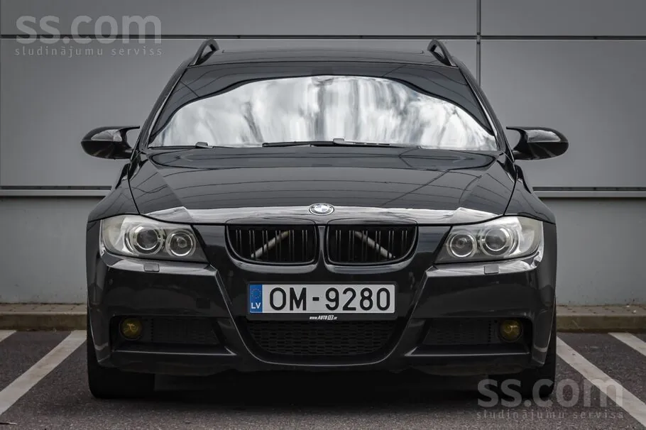 BMW 320D 2008 photo 2