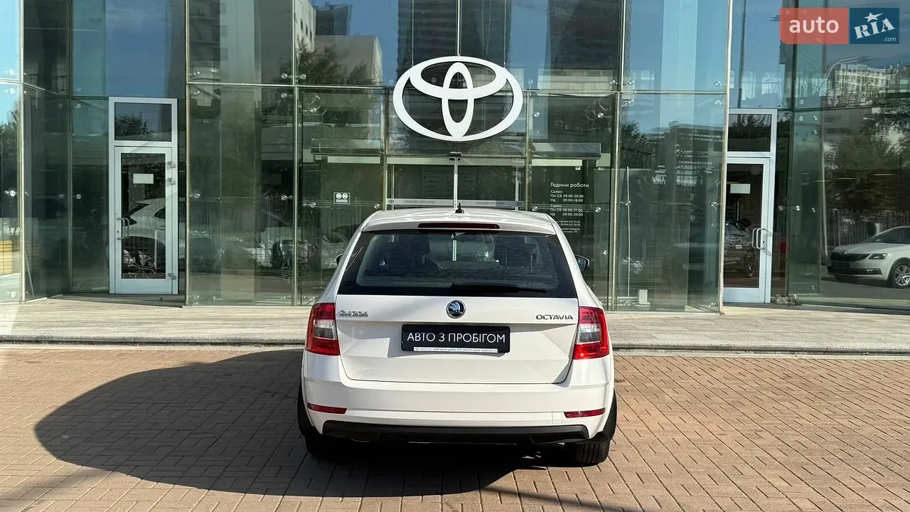 Skoda Octavia 2018 photo 4
