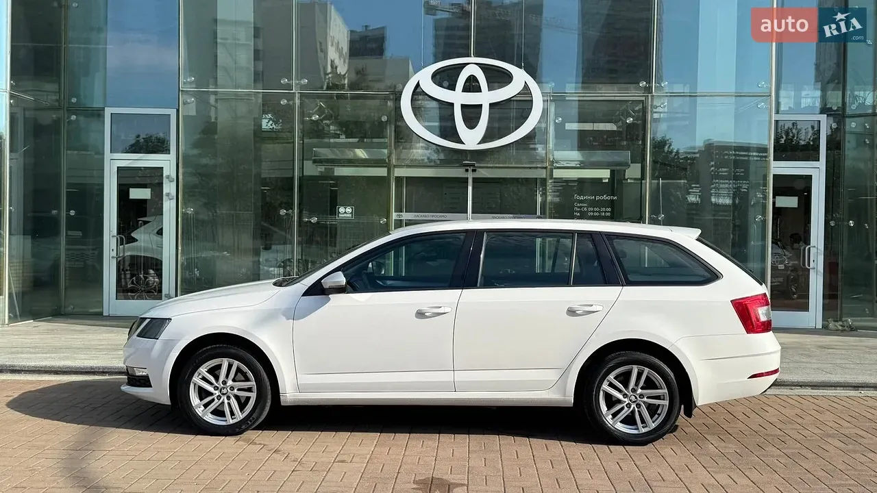 Skoda Octavia 2018 photo 3