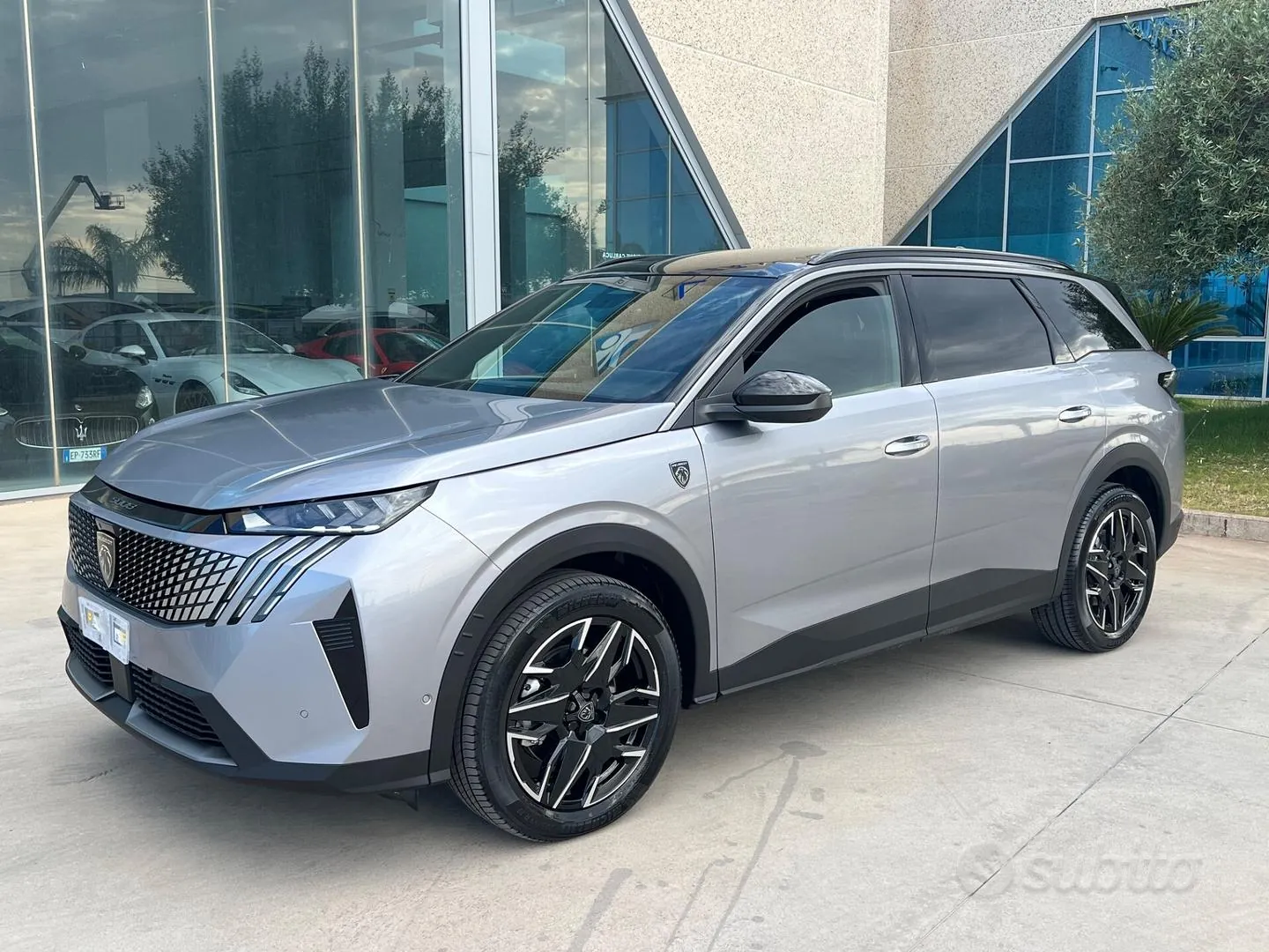 Peugeot 5008