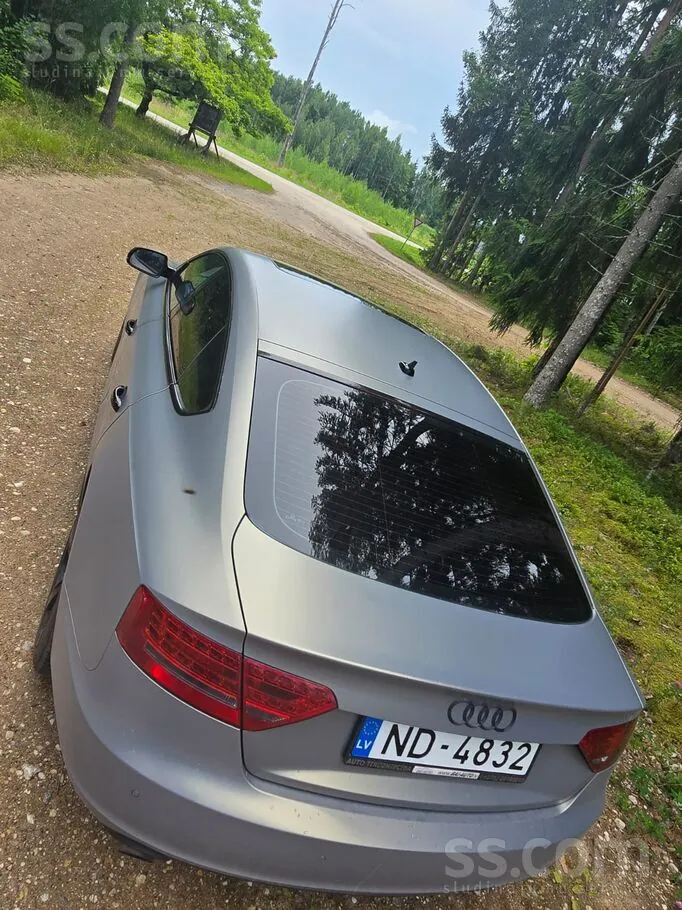 Audi A5 2010 photo 5