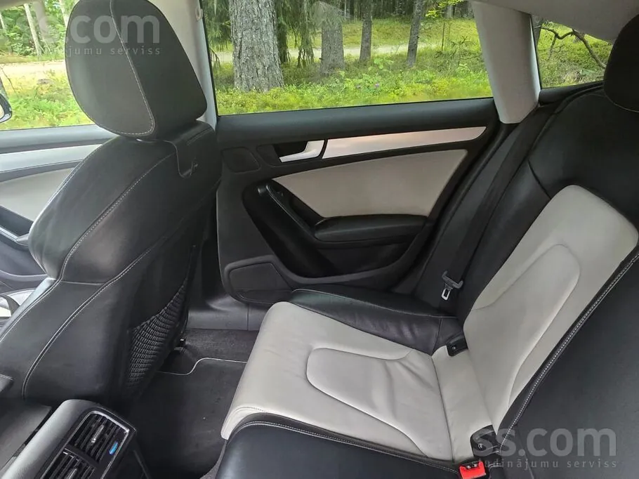 Audi A5 2010 photo 3