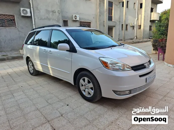 Toyota Sienna 2005 photo 3