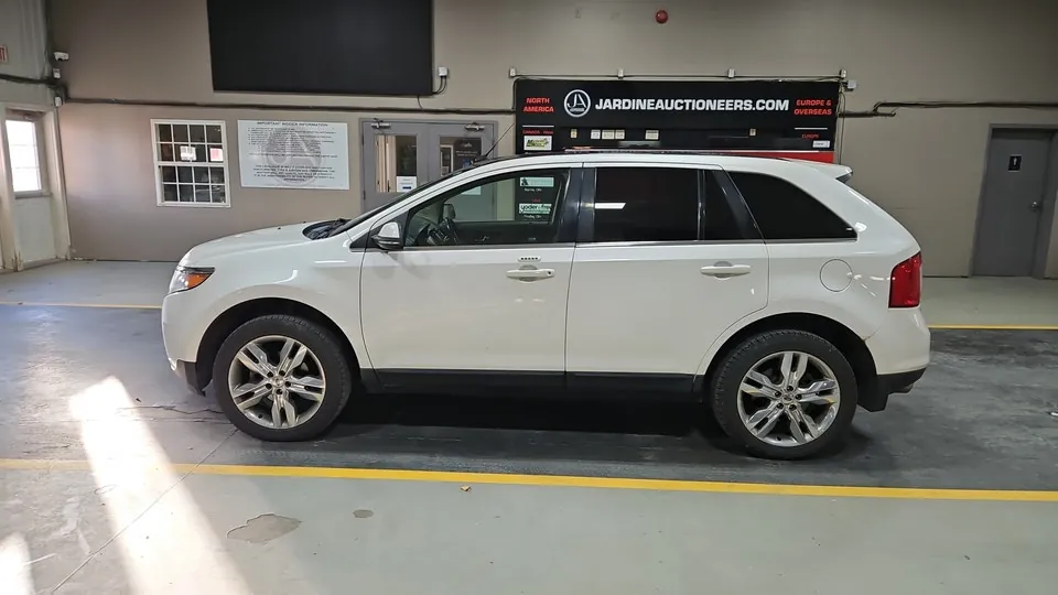 Ford Edge 2014 photo 2