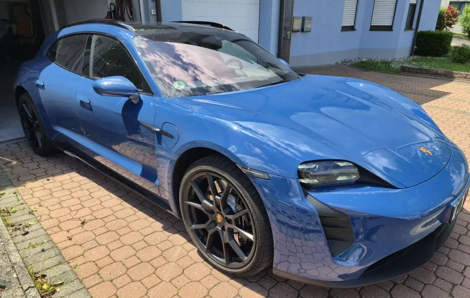 Porsche Taycan Gts Sport Turismo