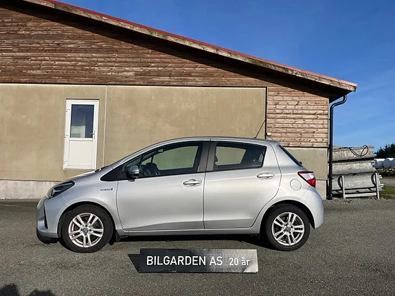 Toyota Yaris 2018 photo 3