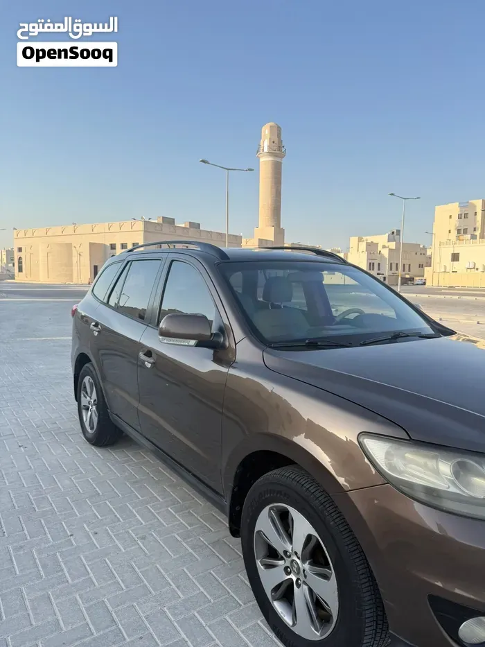 Hyundai Santa Fe 2012 photo 2