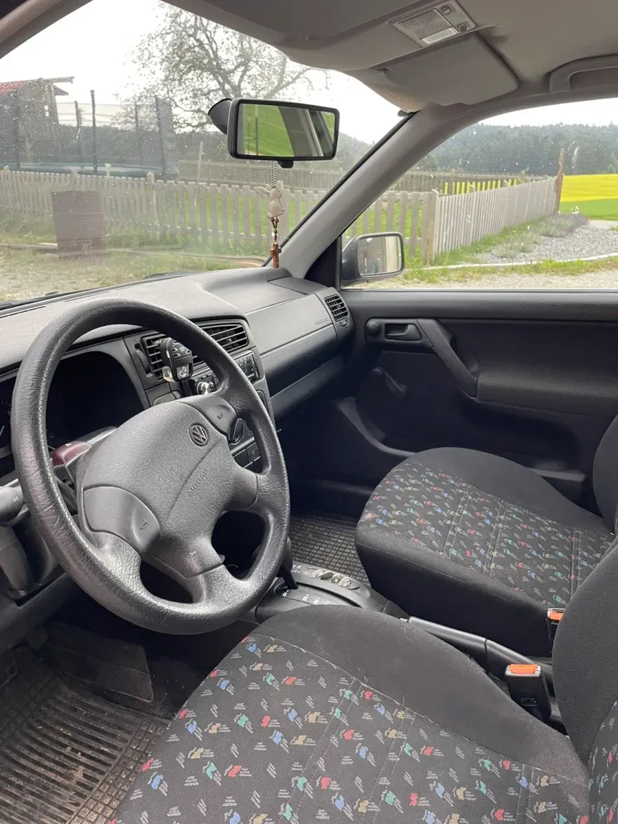 Volkswagen Golf 1995 photo 3