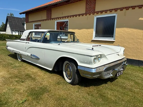 Ford Thunderbird