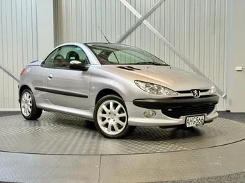 Peugeot 206 2001 photo 2