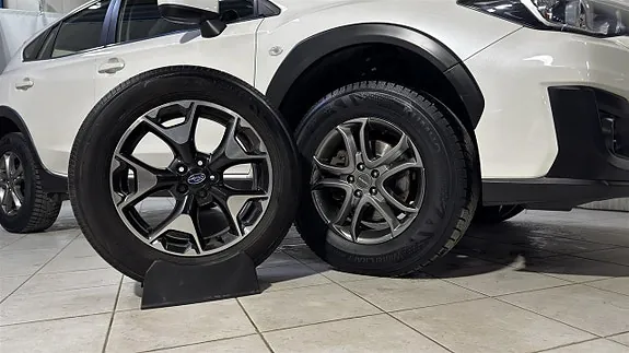 Subaru Xv 2019 photo 2