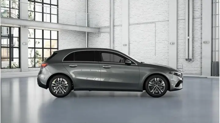 Mercedes-Benz A-Class photo 3