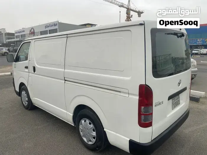 Toyota Hiace 2006 photo 4