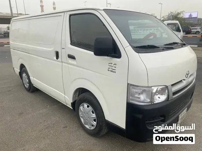 Toyota Hiace 2006 photo 2