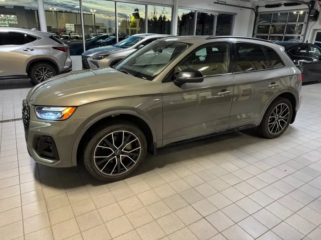 Audi Q5 2023 photo 3