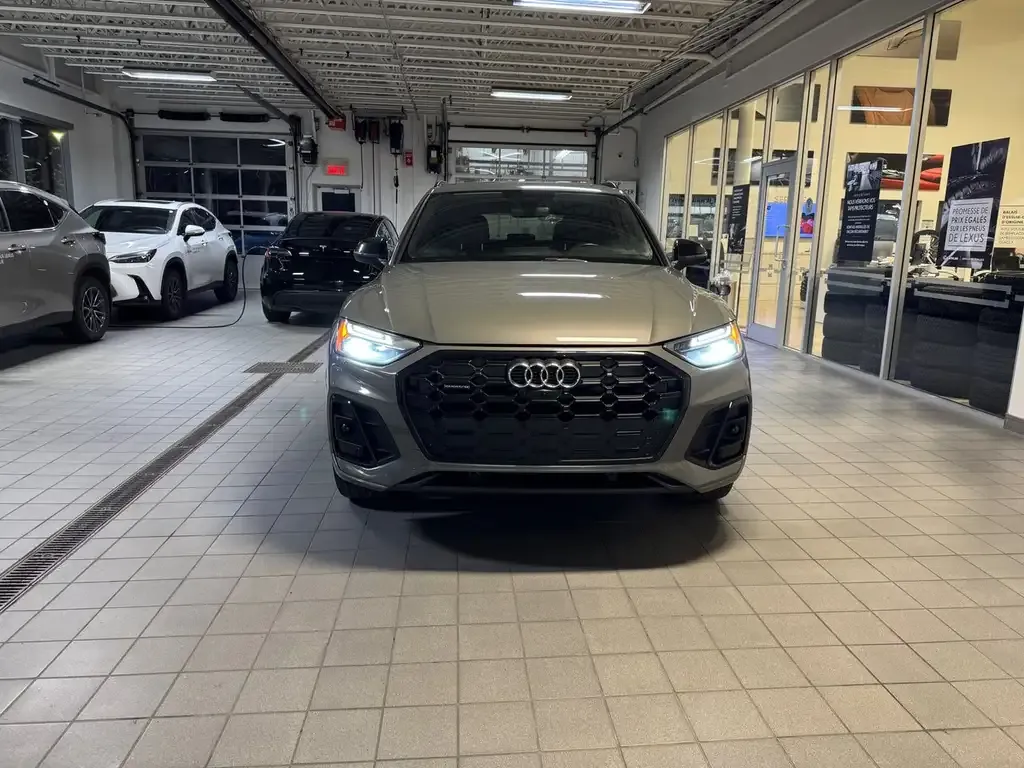Audi Q5 2023 photo 2