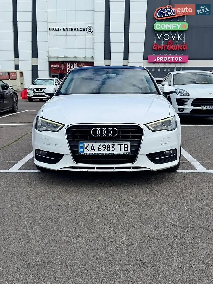 Audi A3 2015 photo 2