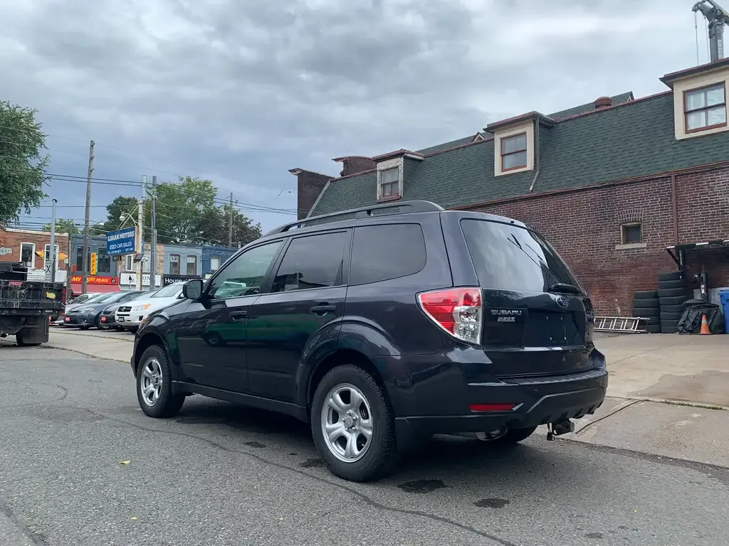 Subaru Forester 2010 photo 3