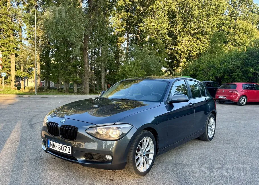 BMW 118I 2012 photo 2
