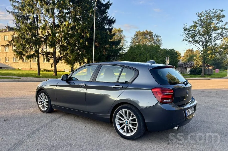 BMW 118I 2012 photo 4