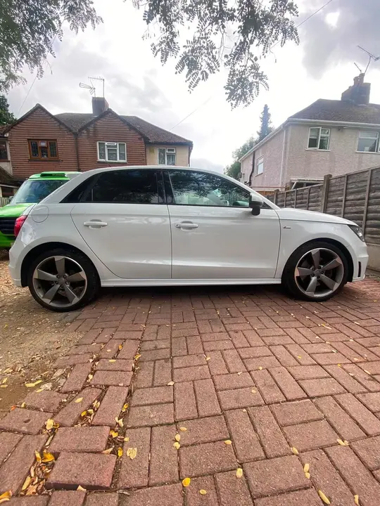 Audi A1 2013 photo 4