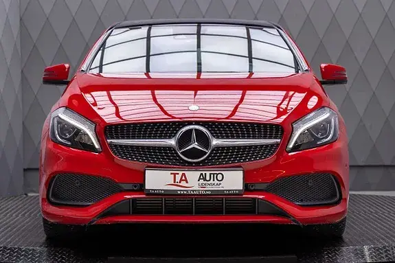 Mercedes-Benz A 180 2016 photo 4