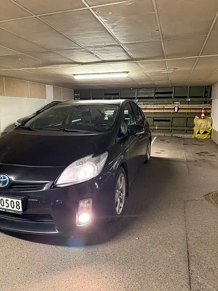 Toyota Prius 2010 photo 2