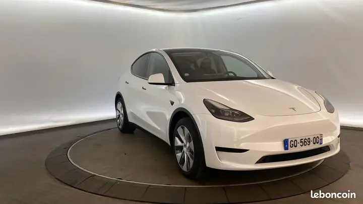 Tesla Model Y 2023 photo 5