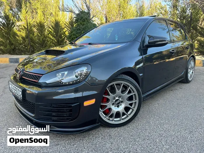 Volkswagen Golf 2012 photo 3