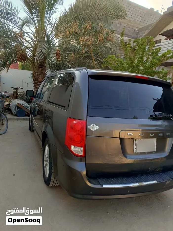 Dodge Caravan 2016 photo 2