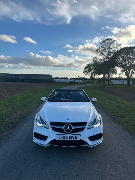 Mercedes-Benz E-Class Cabriolet 2014 photo 3