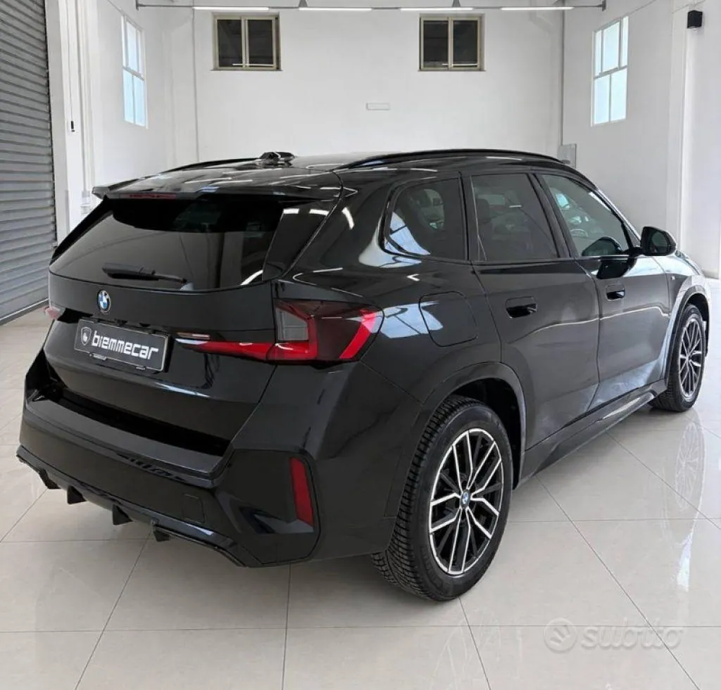 BMW X1 2023 photo 3