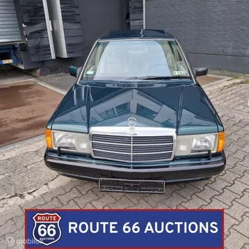 Mercedes-Benz 190E 1993 photo 3